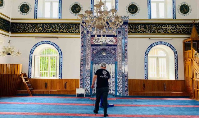 Aydın'da camiler bayrama hazır