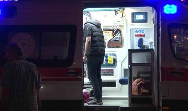 Bağdat Caddesi'nde taksi ile otomobil çarpıştı: 2 hafif yaralı
