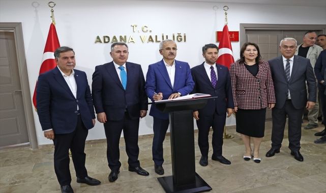 Bakan Uraloğlu, Adana 15 Temmuz Şehitler Köprüsü'nü inceledi: