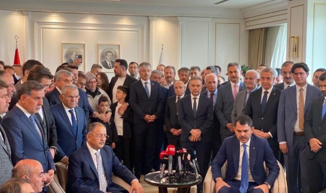 Başkan Büyükkılıç, Bakan Özhaseki'nin devir teslim törenine katıldı