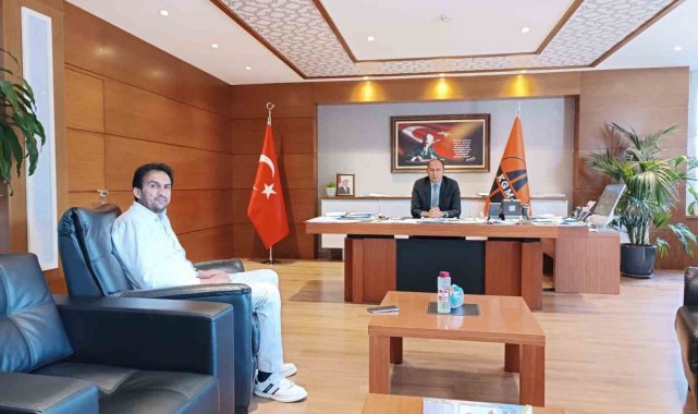 Başkan Erkan: "Gediz-Uşak karayolunda eksik kalan kısım en kısa sürede bitirilecek"