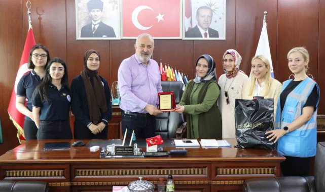 Başkan Silpagar'dan atık pil şampiyonlarına ödül