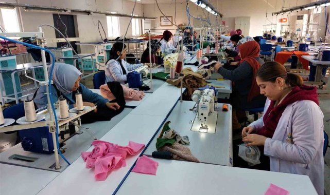 Başkan Tören "İşsizlik sorununa, nitelikli meslekleri öğreterek çözüm bulmak gayesindeyiz"