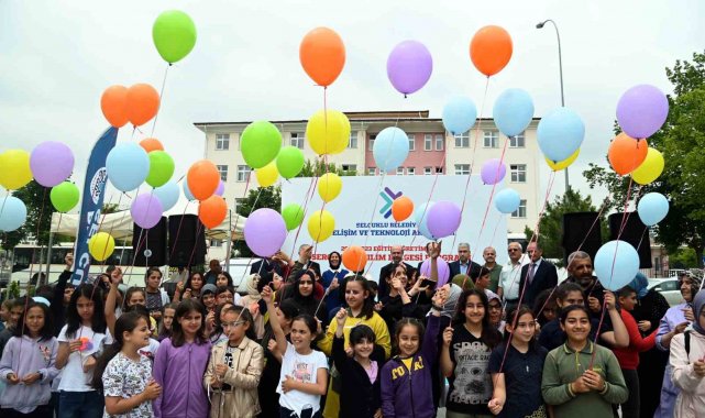 Beyhekim Gelişim ve Teknoloji Akademisi yılsonu sergisiyle dönemi kapattı