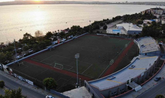 Beylikdüzü'nde İBB zabıtaları ile Gürpınar Spor Kulübü arasında tadilat krizi