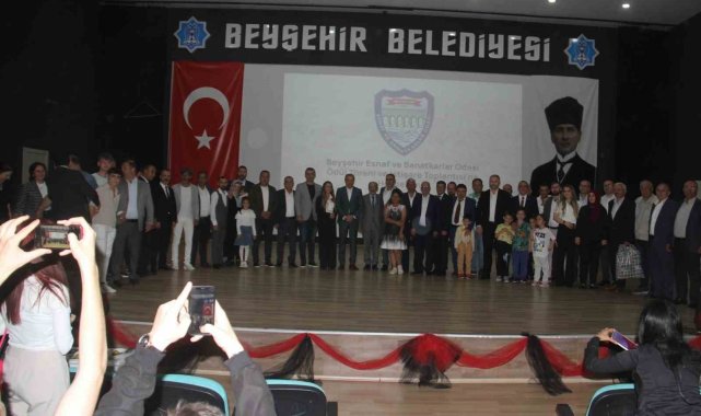 Beyşehir'de emektar esnaf ödüllendirildi