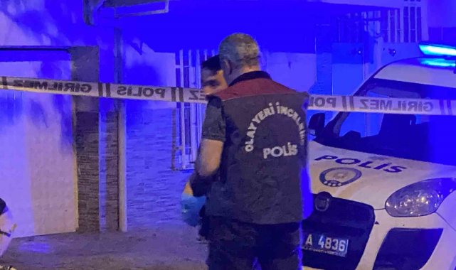 Bıçaklı kavgada 1'i ağır 4 kişi yaralandı