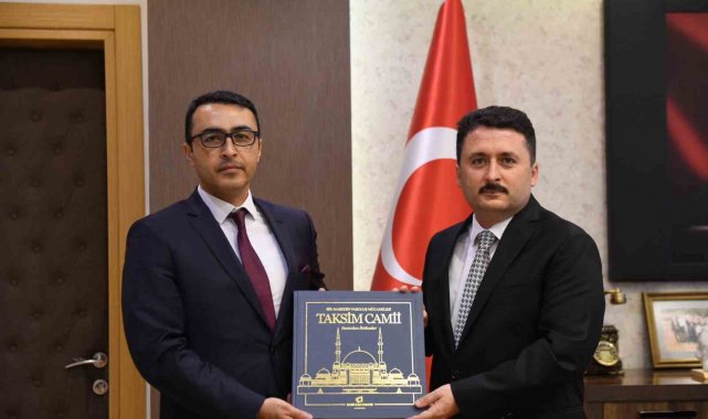BİK Şube Müdürü Parlak'tan anlamlı hediye