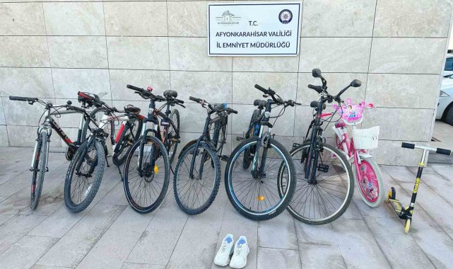 Bisiklet, scooter ve ayakkabı çalan 2 şahsı polis yakaladı