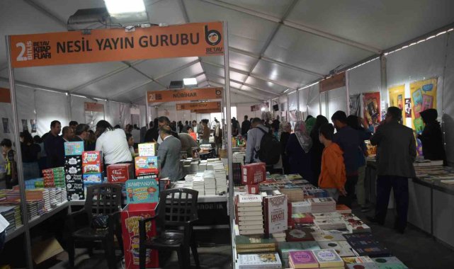 Bitlis'te 2. Kitap Fuarı açıldı