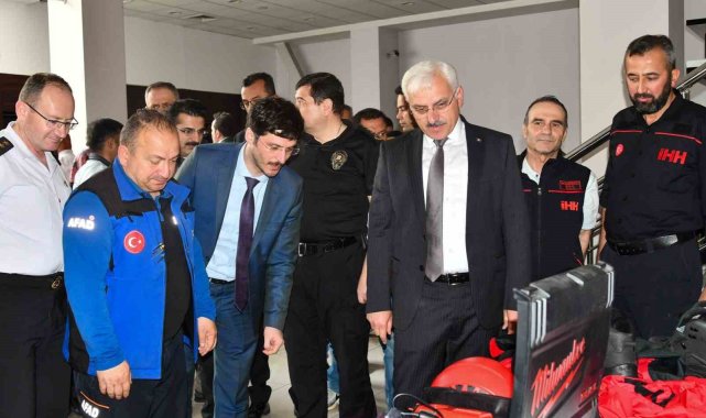 Bolu'da 3 afet derneği kuruldu, derneklere malzeme temini için 3 milyon lira hibe edildi