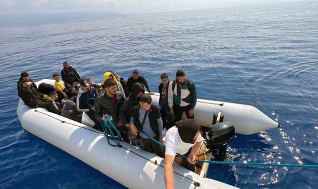 Botun motoru arızalandı, göçmenler yakalandı