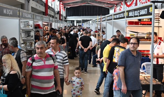 Bu festivalde bıçaklar konuştu