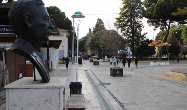 Bu sokak sanat kokuyor