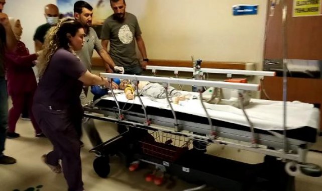 Bursa'da, 3'üncü kattan düşen bebek, ağır yaralandı