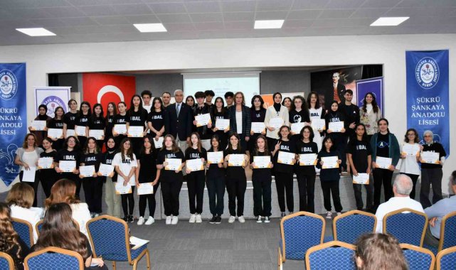 Bursa'da örnek projede sertifika heyecanı