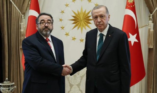 Büyükelçilerden Cumhurbaşkanı Erdoğan'a güven mektubu
