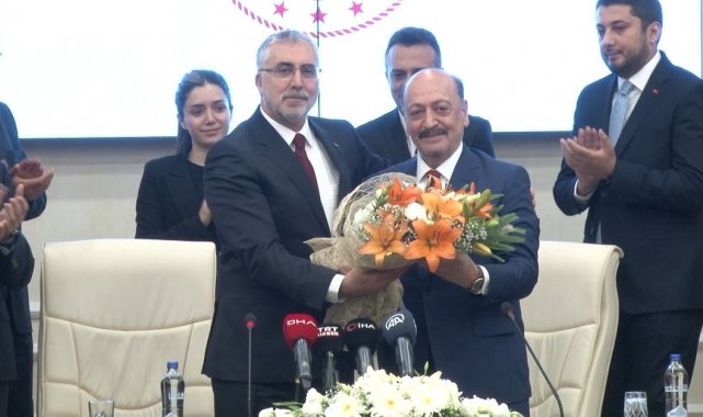 Çalışma ve Sosyal Güvenlik Bakanlığı'nda devir teslim töreni