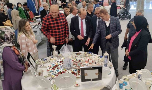 Çavdarhisar'da yıl sonu sergisi