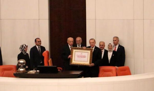 Cumhurbaşkanı Erdoğan, TBMM'de yemin etti