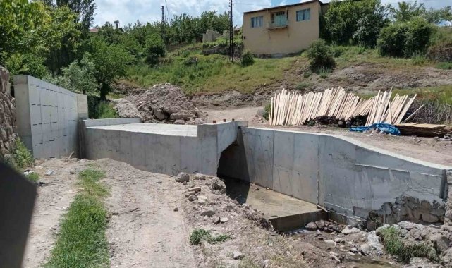 Darende'de köprü yenileme çalışmaları başladı