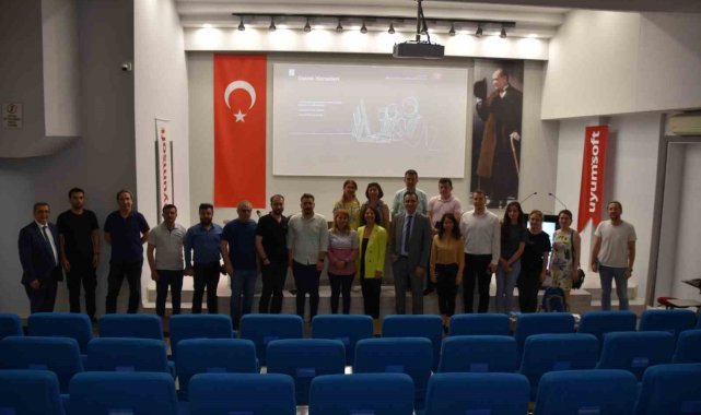 Denizli OSB'de insan kaynaklarının uçtan uca dijital yönetimi masaya yatırıldı