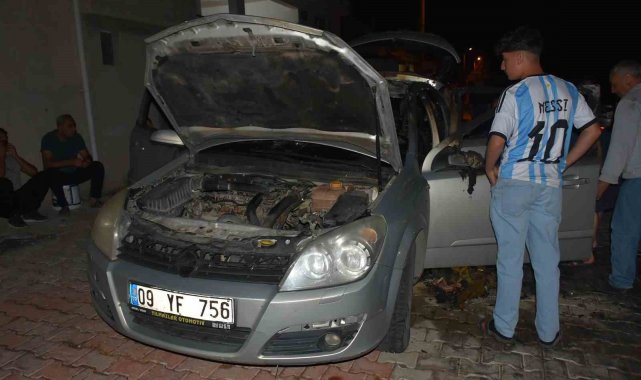 Didim'de kundaklanan araç kullanılmaz hale geldi