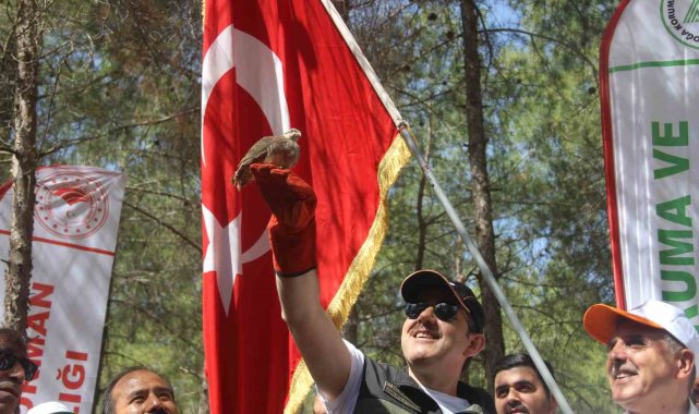 Doğaya keklik salıp çöpleri topladılar