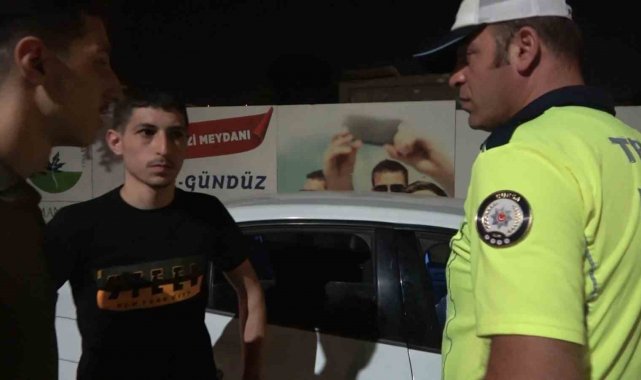Drift yapmaktan ehliyetine el konulmuştu...Polislerle böyle pazarlık yaptı