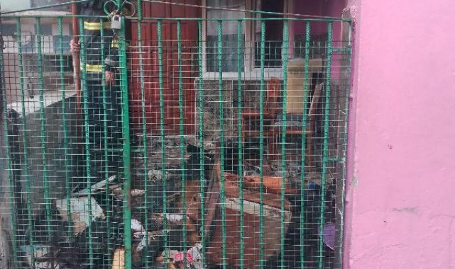 Düğün sonrası silahlı kavgada katil zanlısının evi ateşe verildi