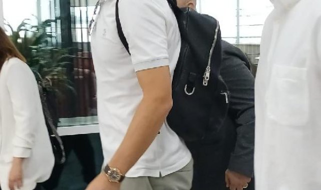 Edin Dzeko Fenerbahçe için İstanbul'a geldi