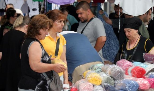 Edirne'ye alışverişe gelen Bulgarlar, fiyatları yüksek buluyor