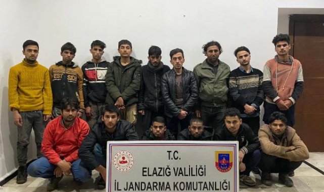 Elazığ'da 15 kaçak göçmen yakalandı