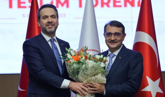 Enerji ve Tabii Kaynaklar Bakanı Bayraktar, Dönmez'den görevi devraldı