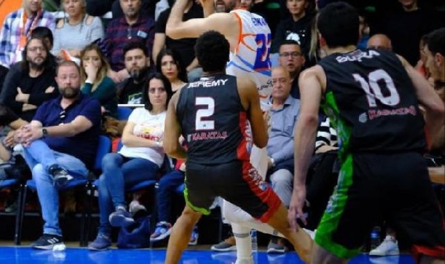 Erkan Veyseloğlu'ndan basketbol tarihinde bir ilk