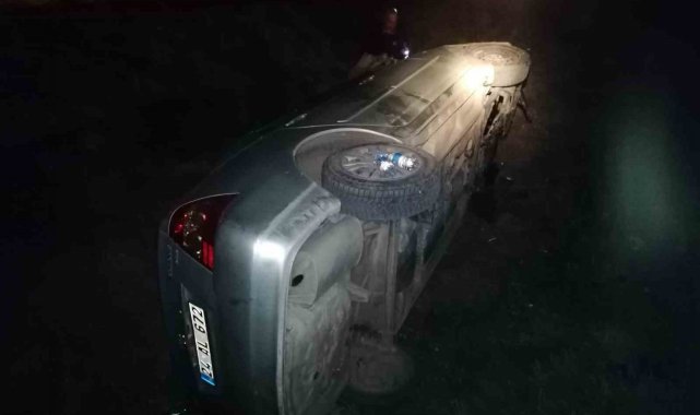 Erzincan'da trafik kazası: 2 yaralı