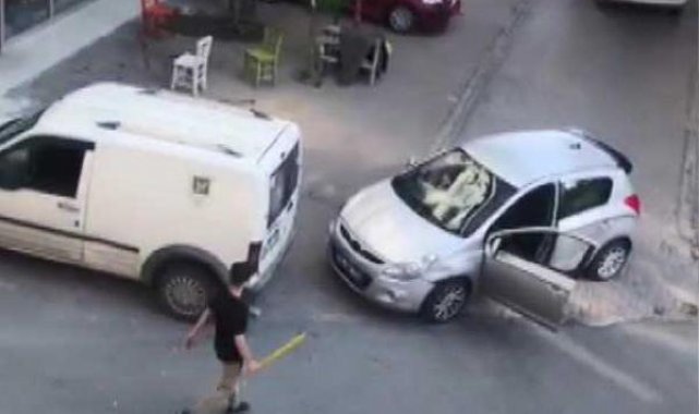 Esenyurt'ta tartışma sonrası aracını üzerlerine sürdü