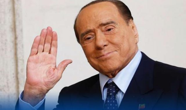 Eski İtalya Başbakanı Silvio Berlusconi hayatını kaybetti