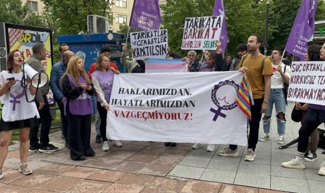 Eskişehir'de 'imamların okullarda konferans vermesi protokolü'ne protesto: 8 gözaltı