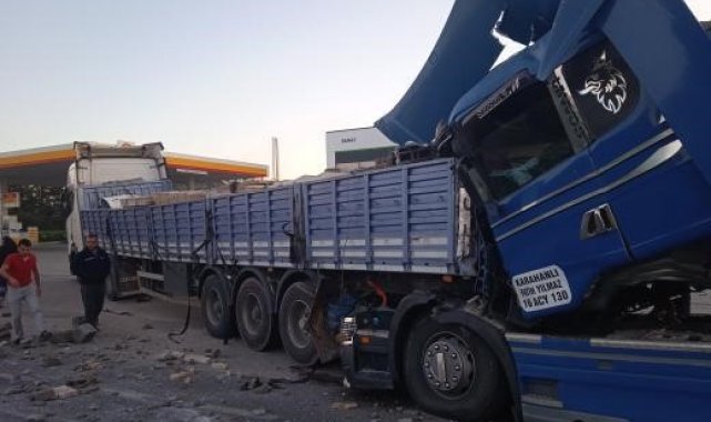 Eskişehir'de tır kazası: 1'i ağır 4 yaralı