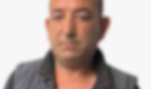 Eyüpsultan'da barikat kuran kadını tehdit eden şüpheli yakalandı