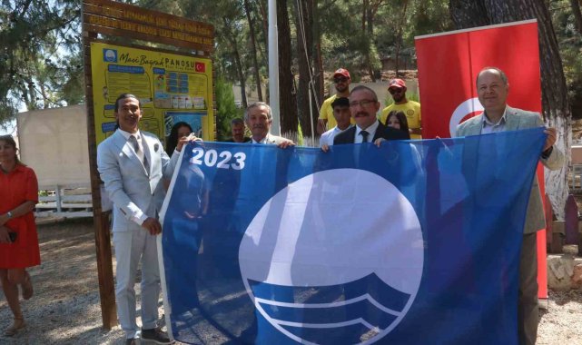 Fethiye'de okulun işlettiği Büyük Samanlık Koyu'na 'mavi bayrak' çekildi