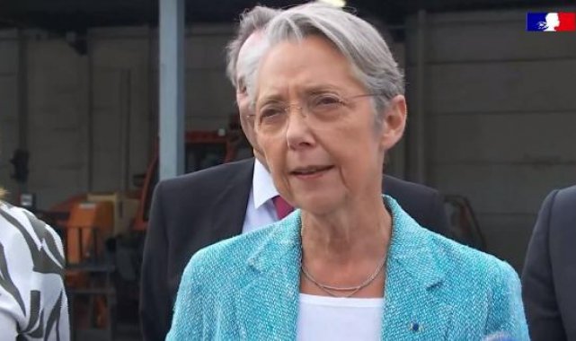 Fransa Başbakanı: Bıçaklı saldırıda yaralanan 4 çocuğun durumun stabil