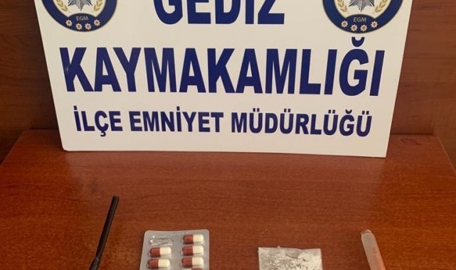 Gediz'e uyuşturucu getiren 2 şüpheli yakalandı