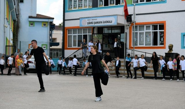 Gönüllülerden 'çocuk hakları' çalışması