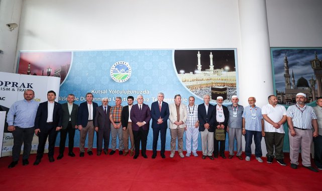 Hacı adayları kutsal topraklara uğurlandı