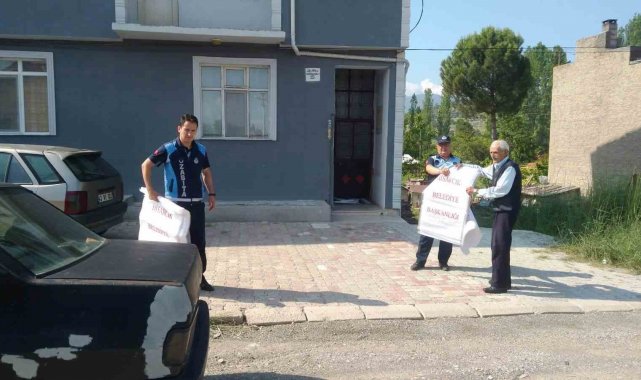 Hisarcık Belediyesi 4 bin kurban atık poşeti dağıttı