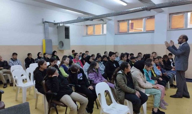 Hisarcık'ta ortaokul ve lise öğrencilerine değerler eğitimi