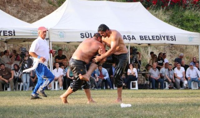 Hüseyin Pehlivan Yağlı Güreşleri'nde başpehlivan İsmail Koç oldu