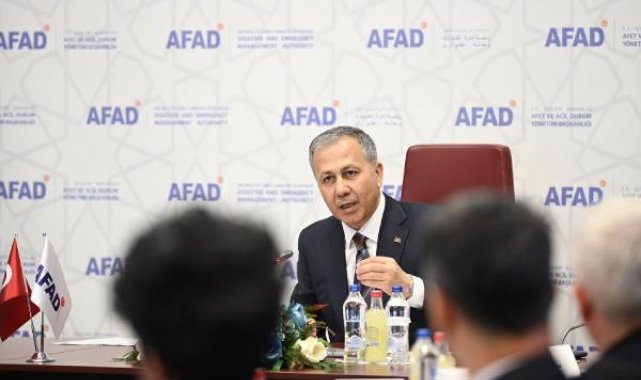 İçişleri Bakanı Yerlikaya, 'afet yönetimi' toplantısına katıldı